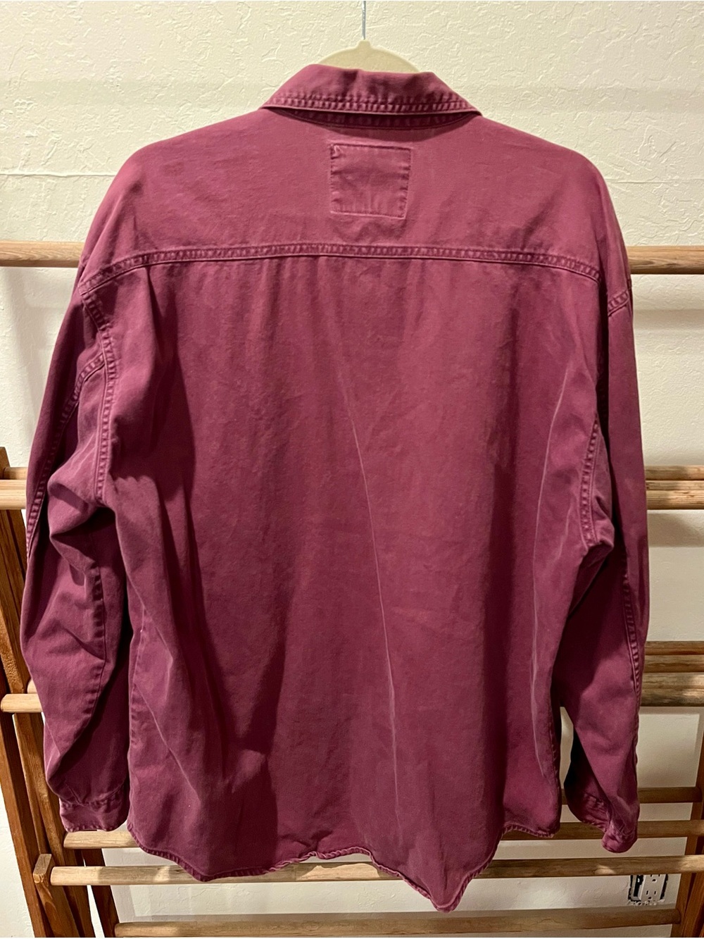 Vintage Levi's Men's Maroon Button-Up Shirt Jacket - Picture 5 of 12